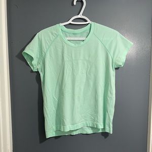 Lululemon Swiftly Tech Short Sleeve Shirt 2.0 *Race Length* size 12